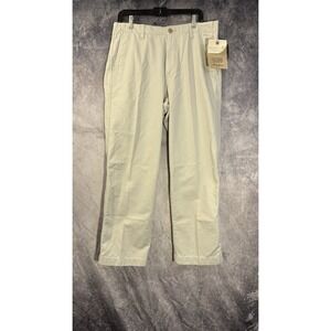 Eddie Bauer Flat Front Ultimate Khakis Beige NEW Men's 34x30 Relaxed‎ Fit